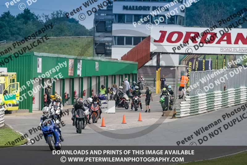 enduro digital images;event digital images;eventdigitalimages;mallory park;mallory park photographs;mallory park trackday;mallory park trackday photographs;no limits trackdays;peter wileman photography;racing digital images;trackday digital images;trackday photos